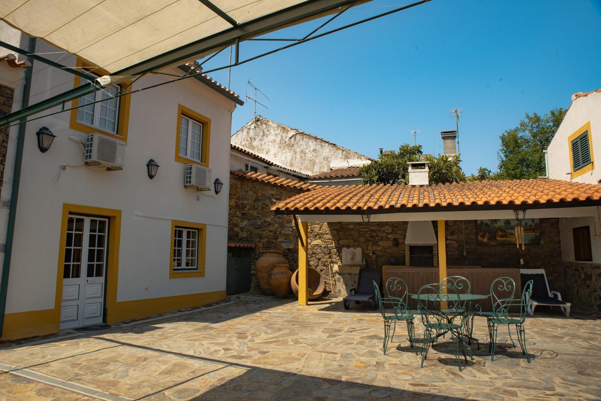 A Sobreirinha Jacuzzi E Pet Friendly Villa Sobreira Formosa Exterior photo