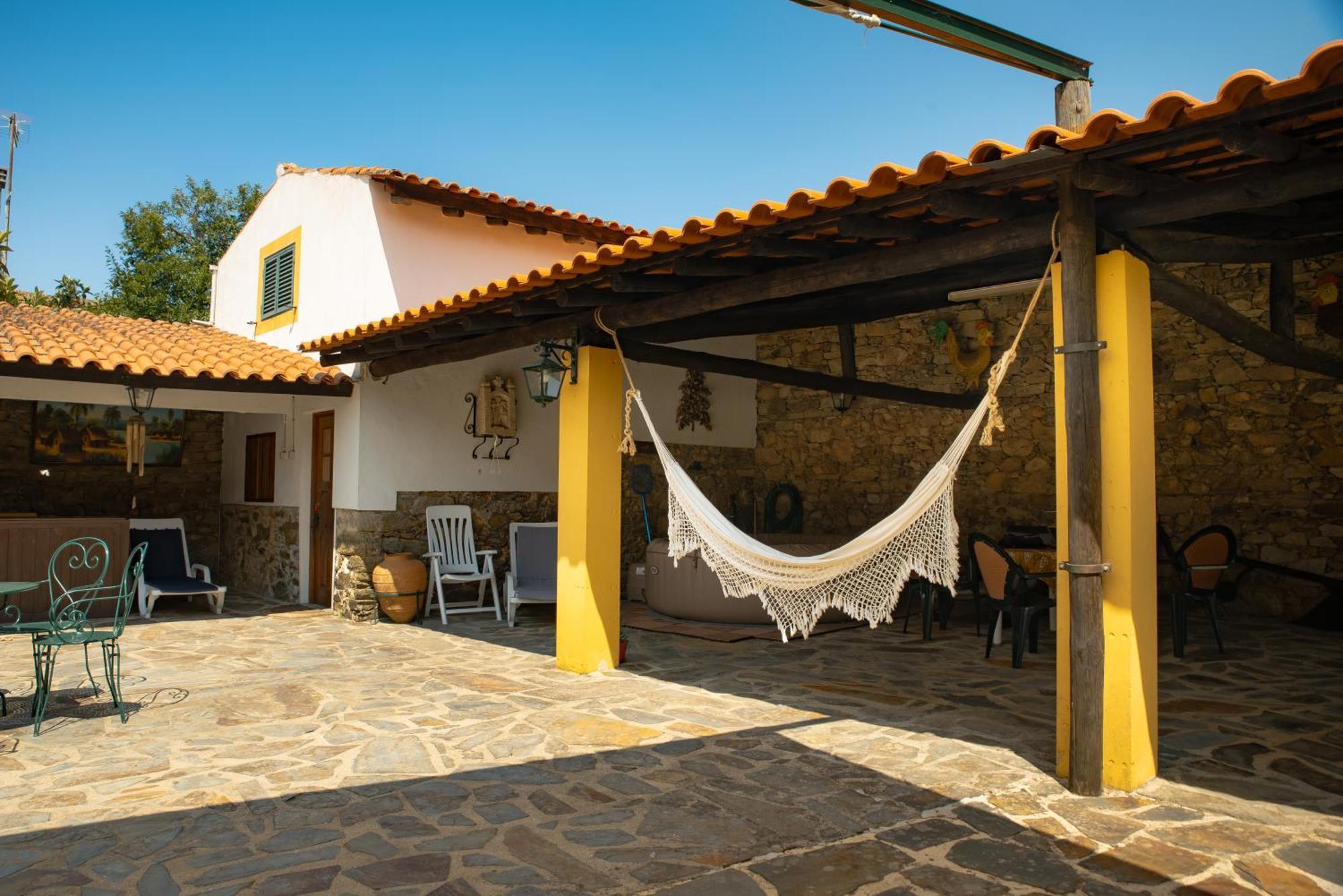 A Sobreirinha Jacuzzi E Pet Friendly Villa Sobreira Formosa Exterior photo